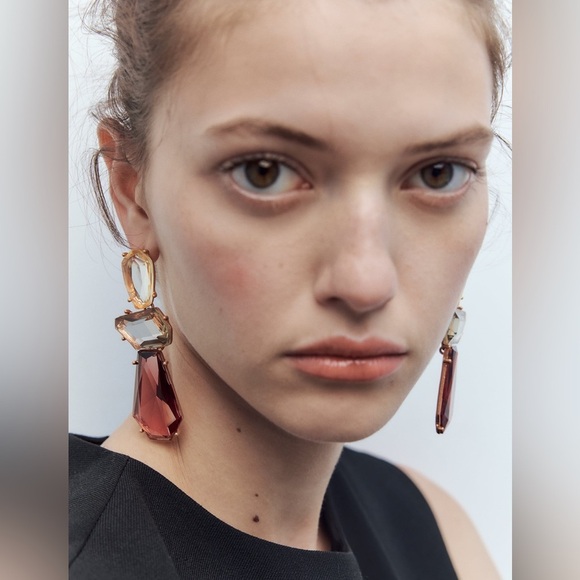 NWT. Zara Large Metal Earrings with Resin Appliqué. - Picture 3 of 8